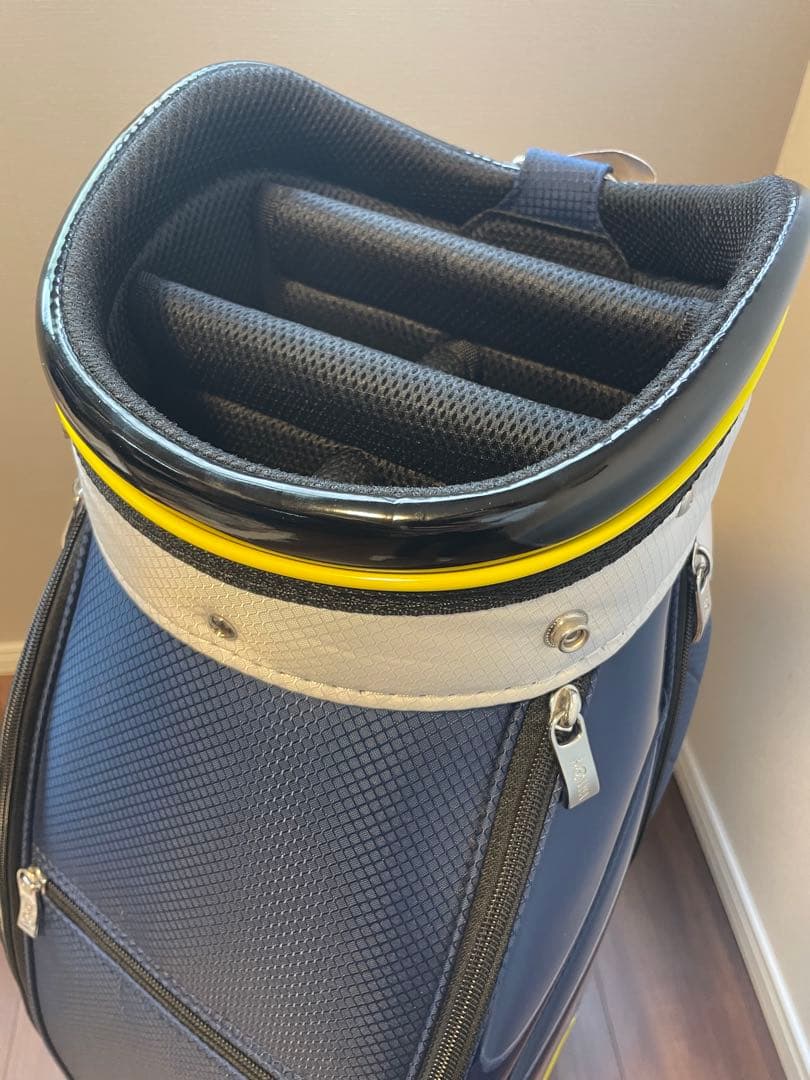 HONMA ゴルフバッグ・キャディバッグ