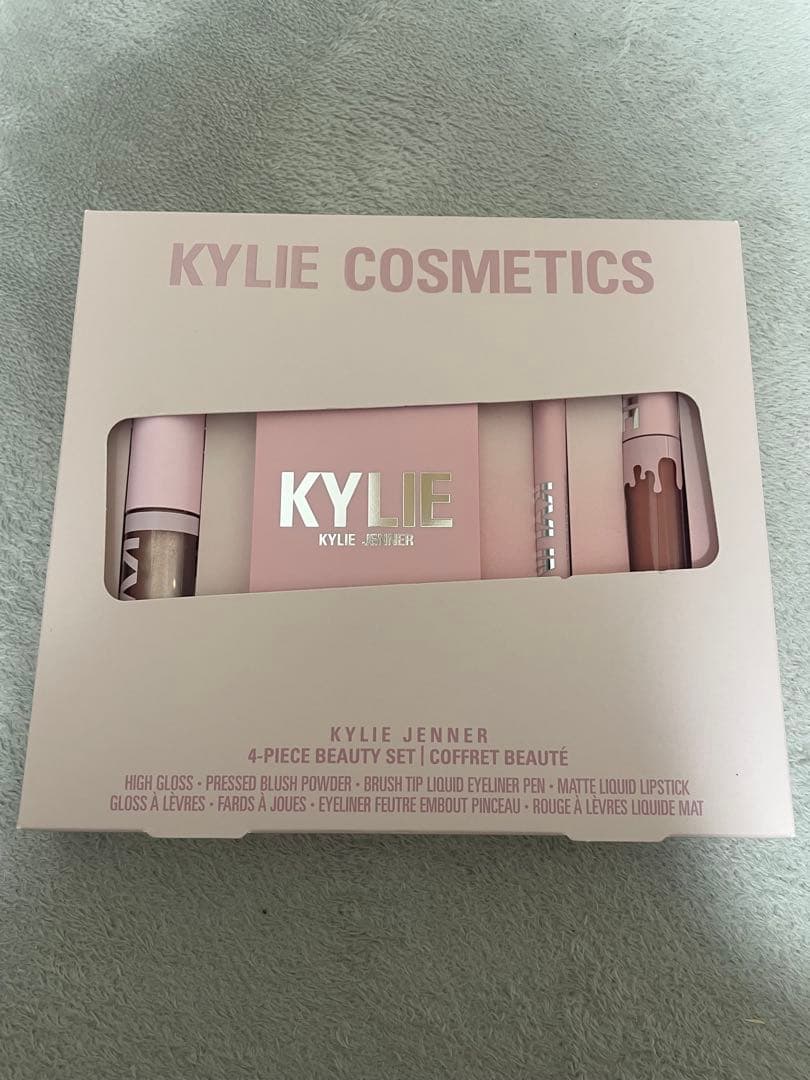 Kylie cosmetics カイリーコスメティックス 4点セット新品