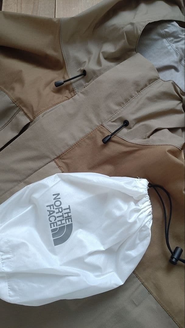 THE NORTH FACE タグアンポンチョ Taguan Poncho