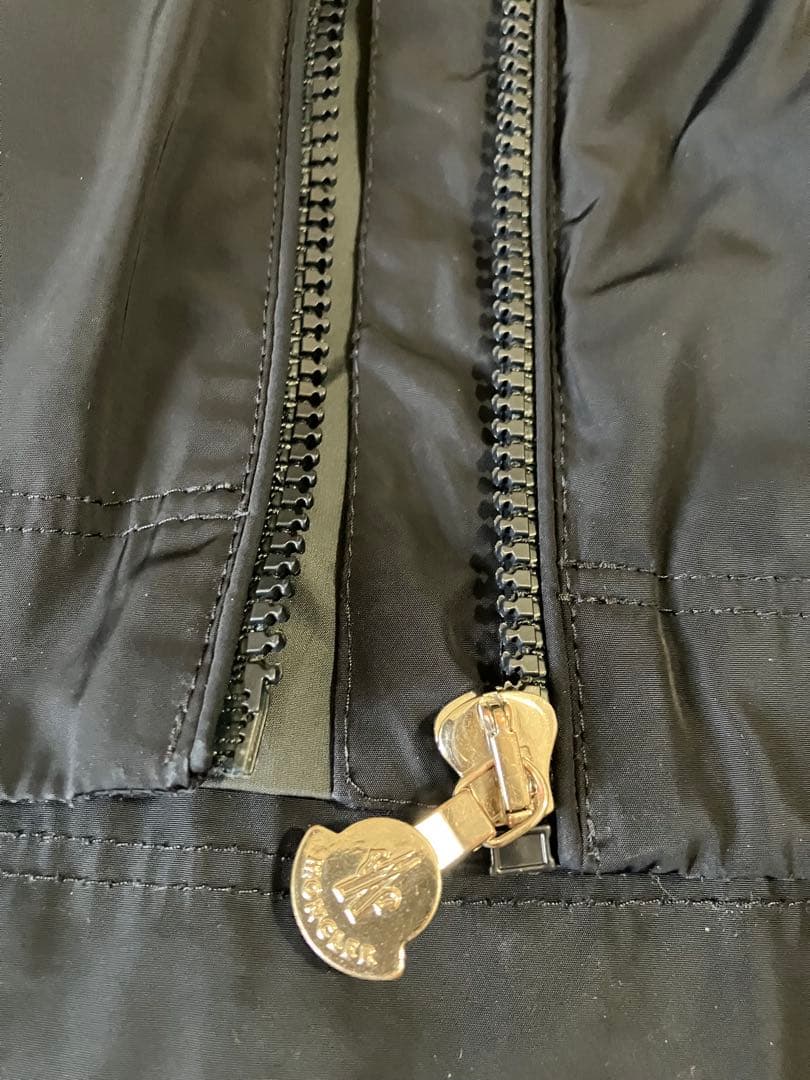 Moncler モンクレール　レインジャケット　ネイビー
