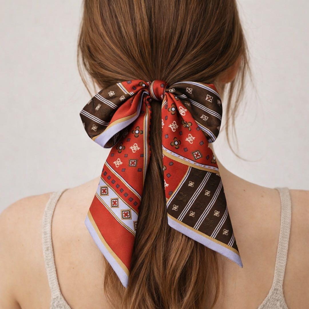 ■美品■ FENDI フェンディ ラッピーシルクスカーフ マルチカラー 箱付き
