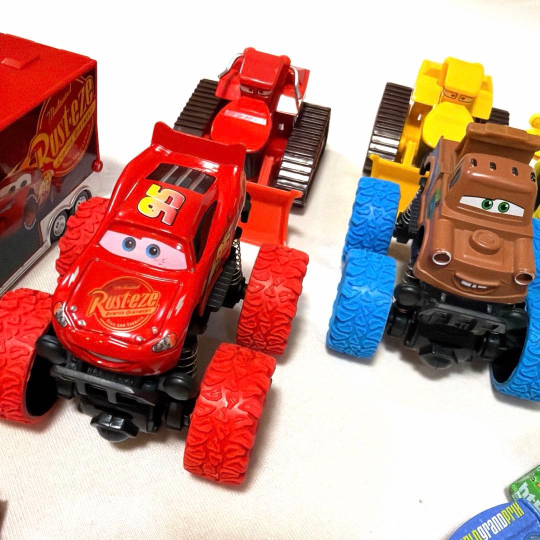 Cars カーズ ディズニー ピクサー ミニカーセット