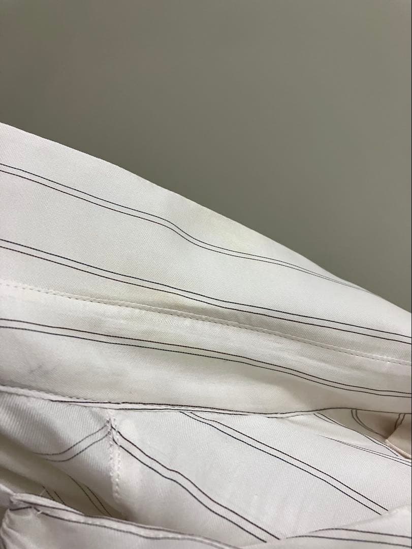【KHAITE】 WHITE SILK stripe ruffle blouse