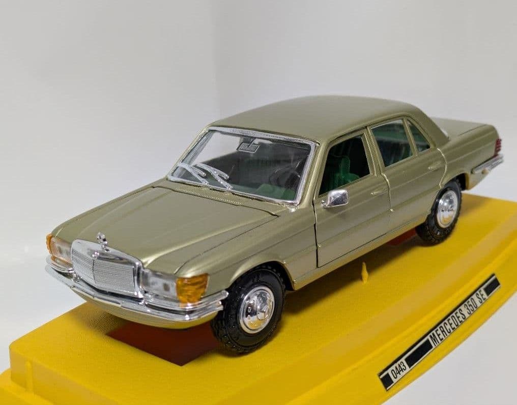 ゆーゆー無言取引OK GAMA ベンツ 350SE + コーギー ルノー
