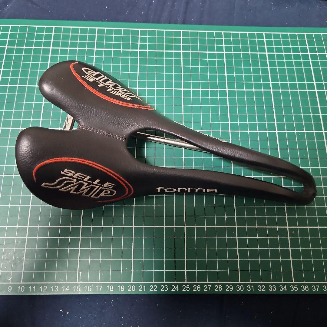 Selle SMP forma サドル