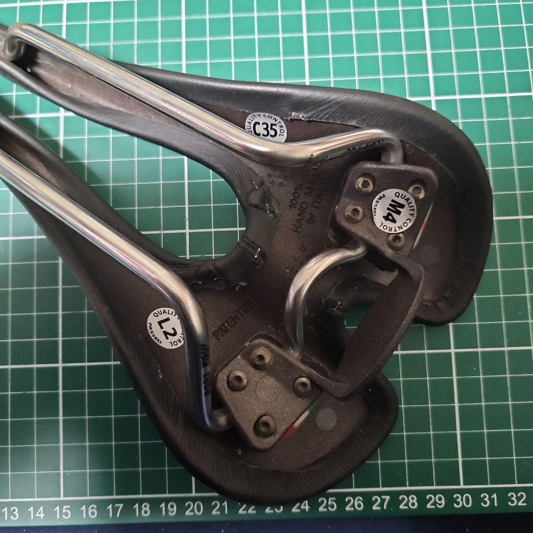 Selle SMP forma サドル