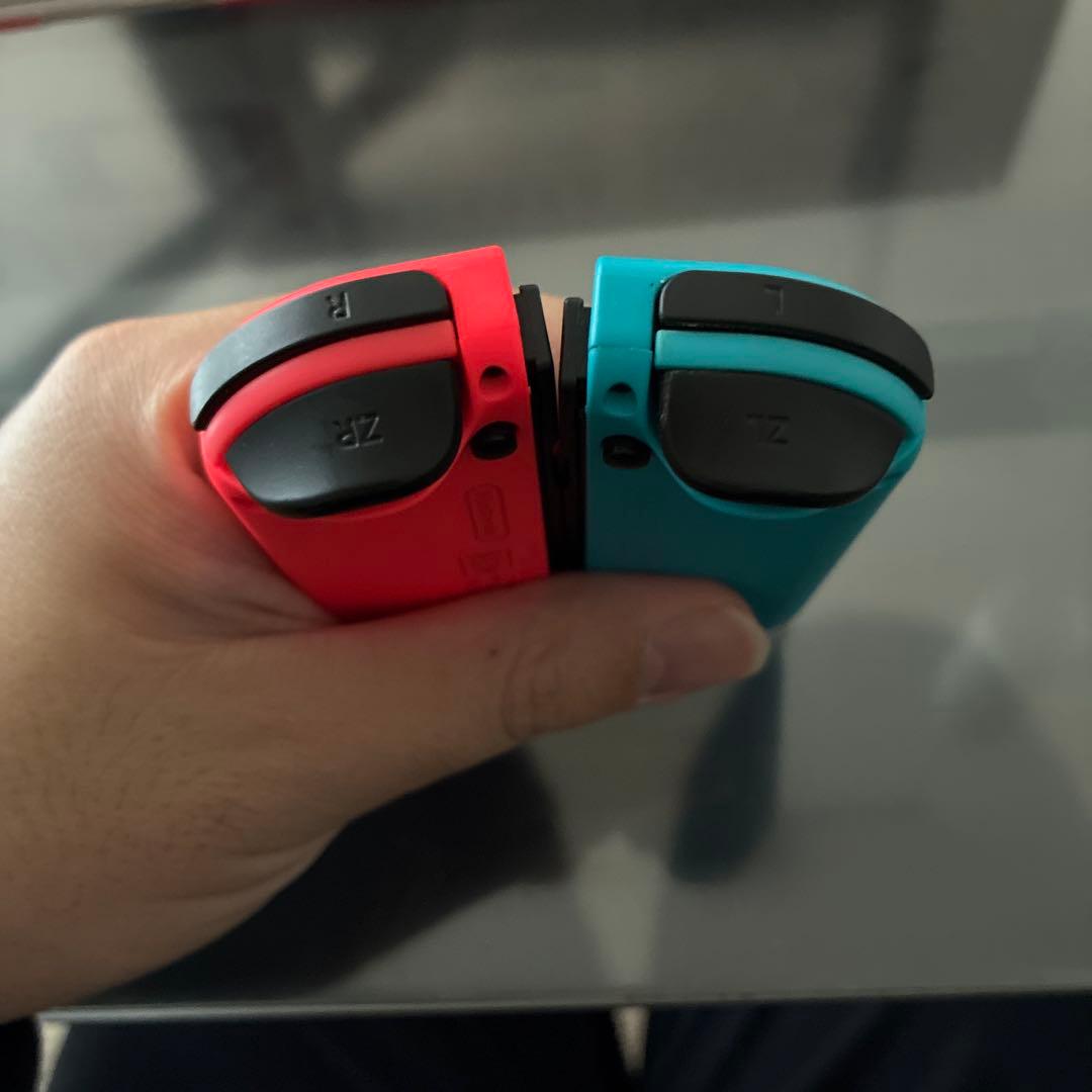 Nintendo Switch 本体一式（2020年12月購入）