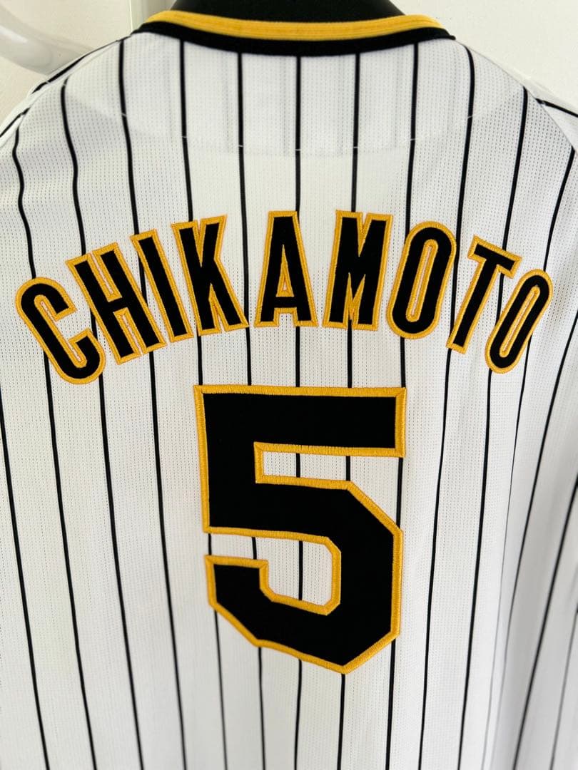 小*※様 阪神タイガース 近本選手#5 ホームユニフォーム SSサイズ 美品！