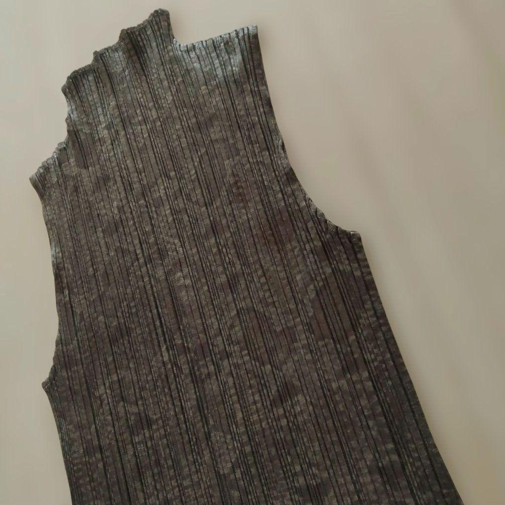 PLEATS PLEASEイッセイミヤケ　ロングワンピース　ヘビ柄　ブラウン