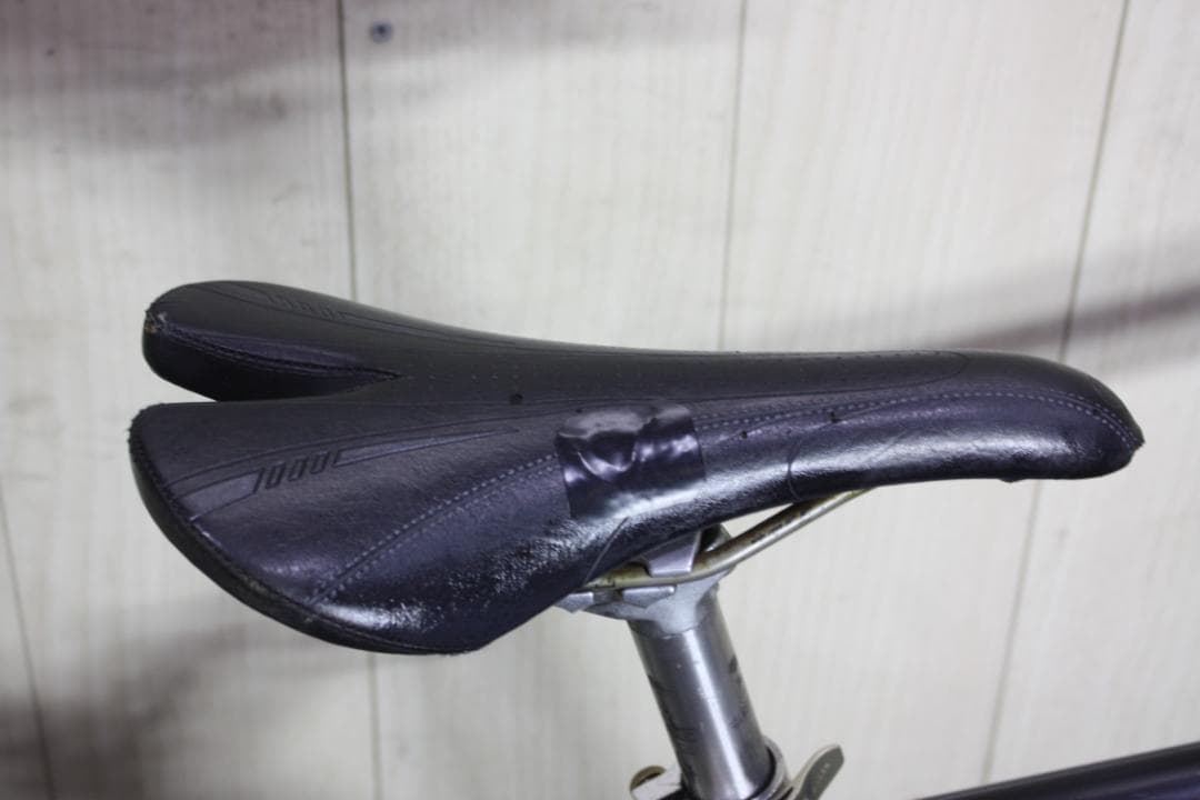 Louis Garneau クロスバイク ブラック