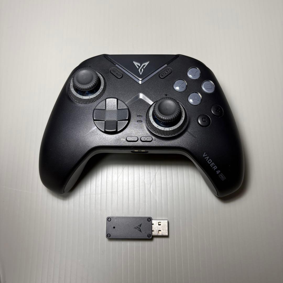 FLYDIGI VADER 4 Pro コントローラー