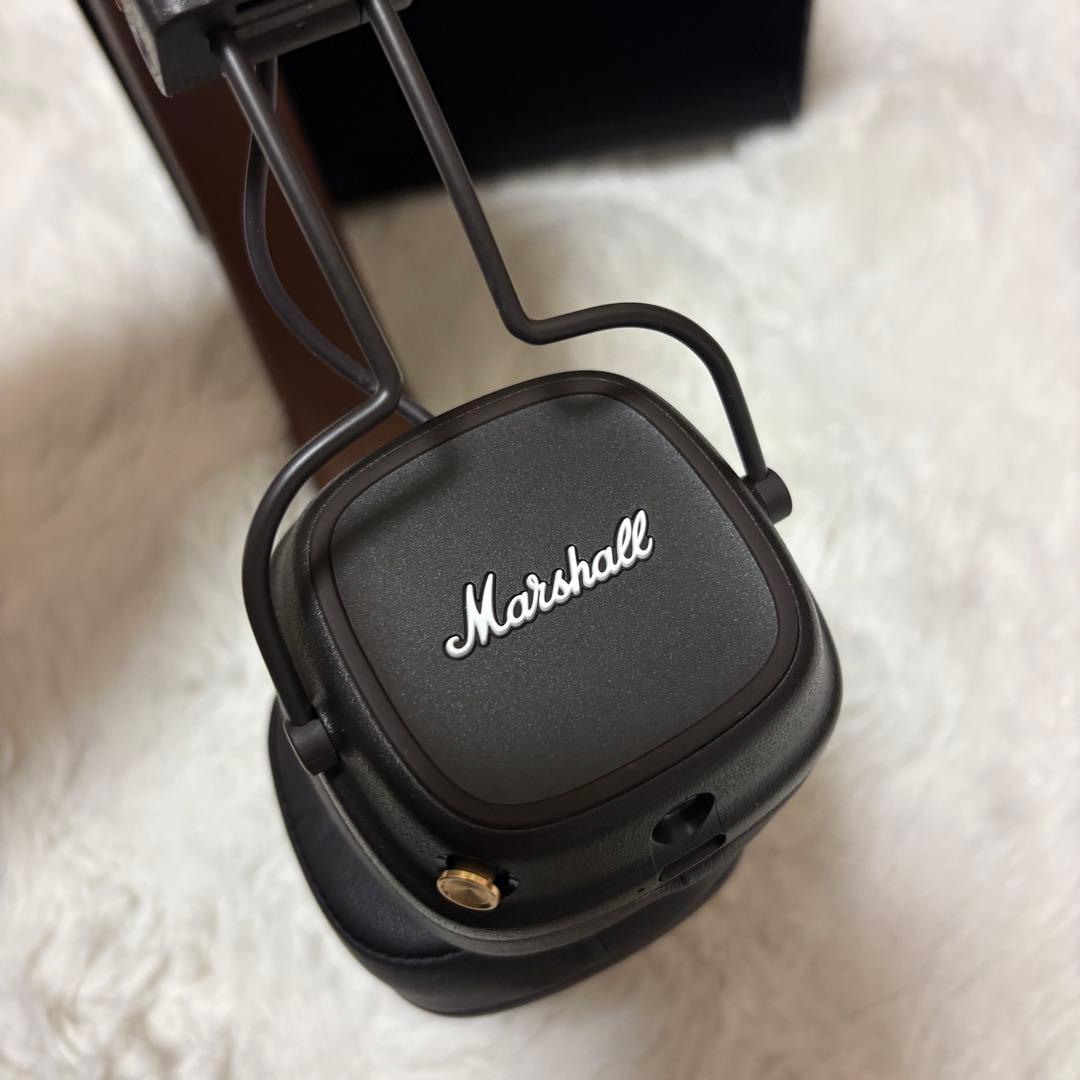 Marshall Major IV ワイヤレスヘッドフォン ブラウン