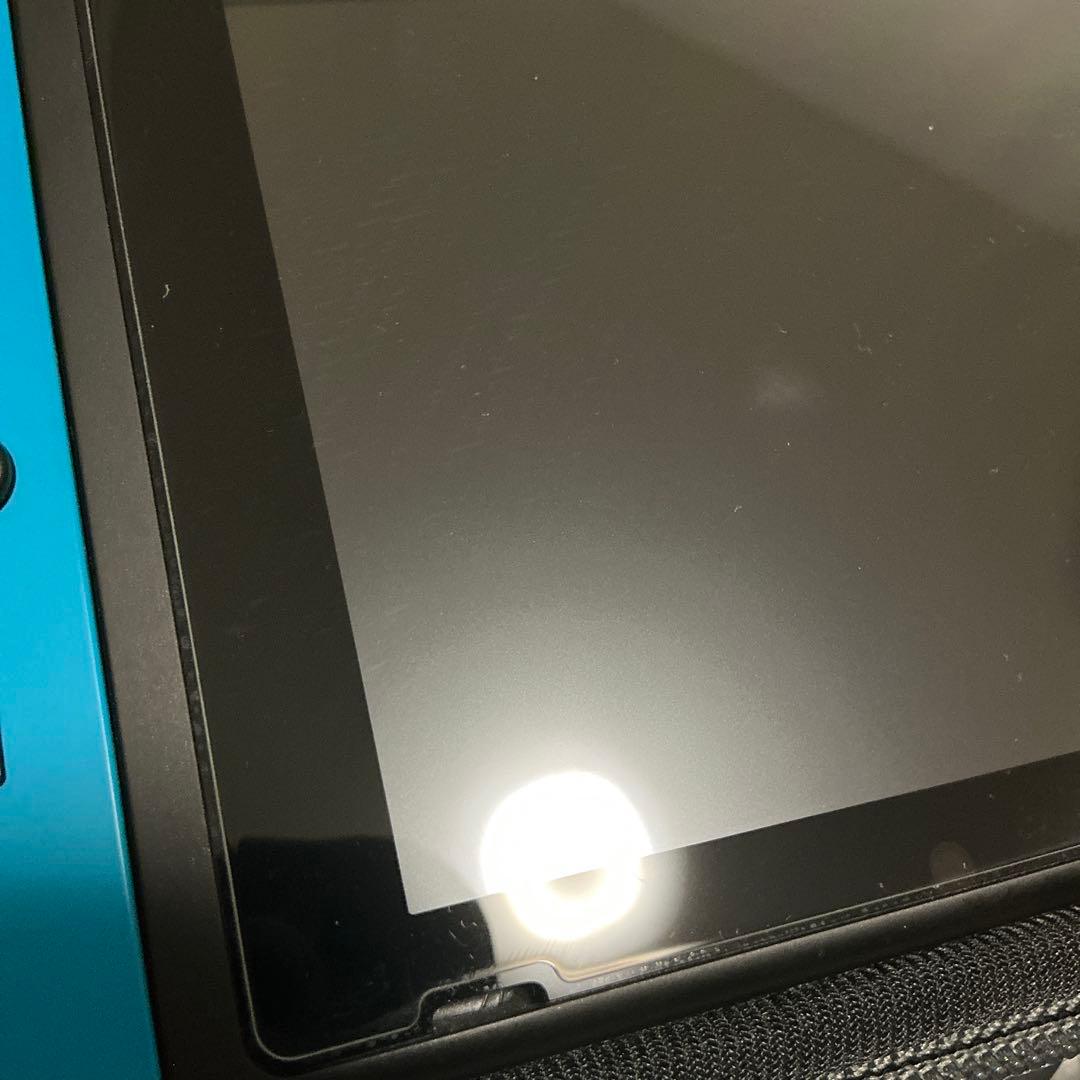 Nintendo Switch 本体　周辺アクセサリ +充電スタンド、収納ケース