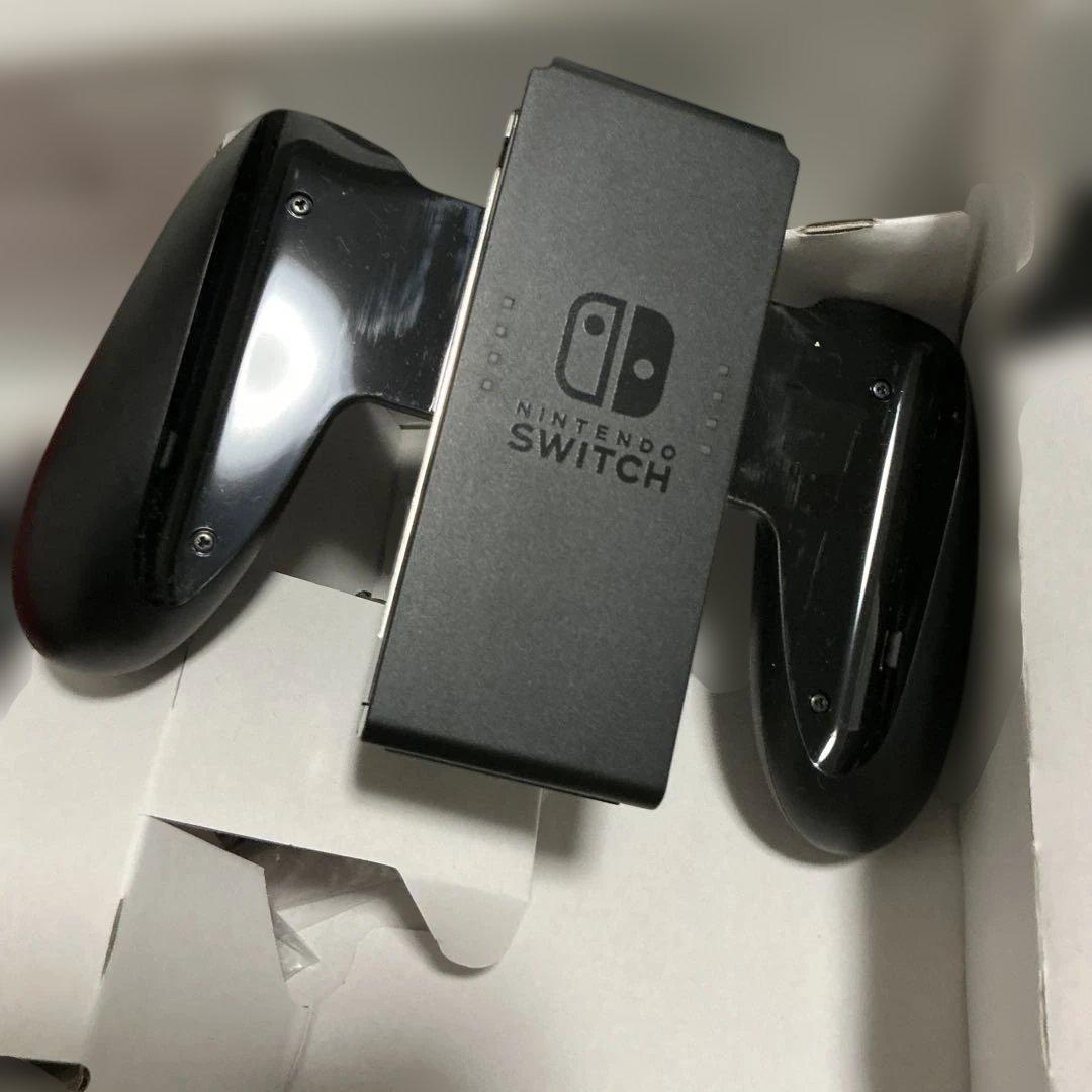 Nintendo Switch 本体　周辺アクセサリ +充電スタンド、収納ケース