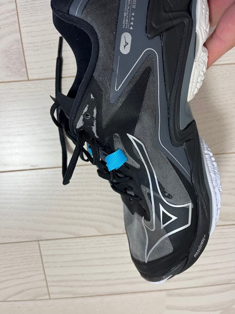 Mizuno ミズノ ウエーブライトニング Z8