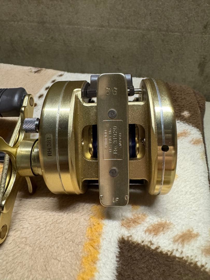 Shimano Calcutta ベイトリール ゴールド