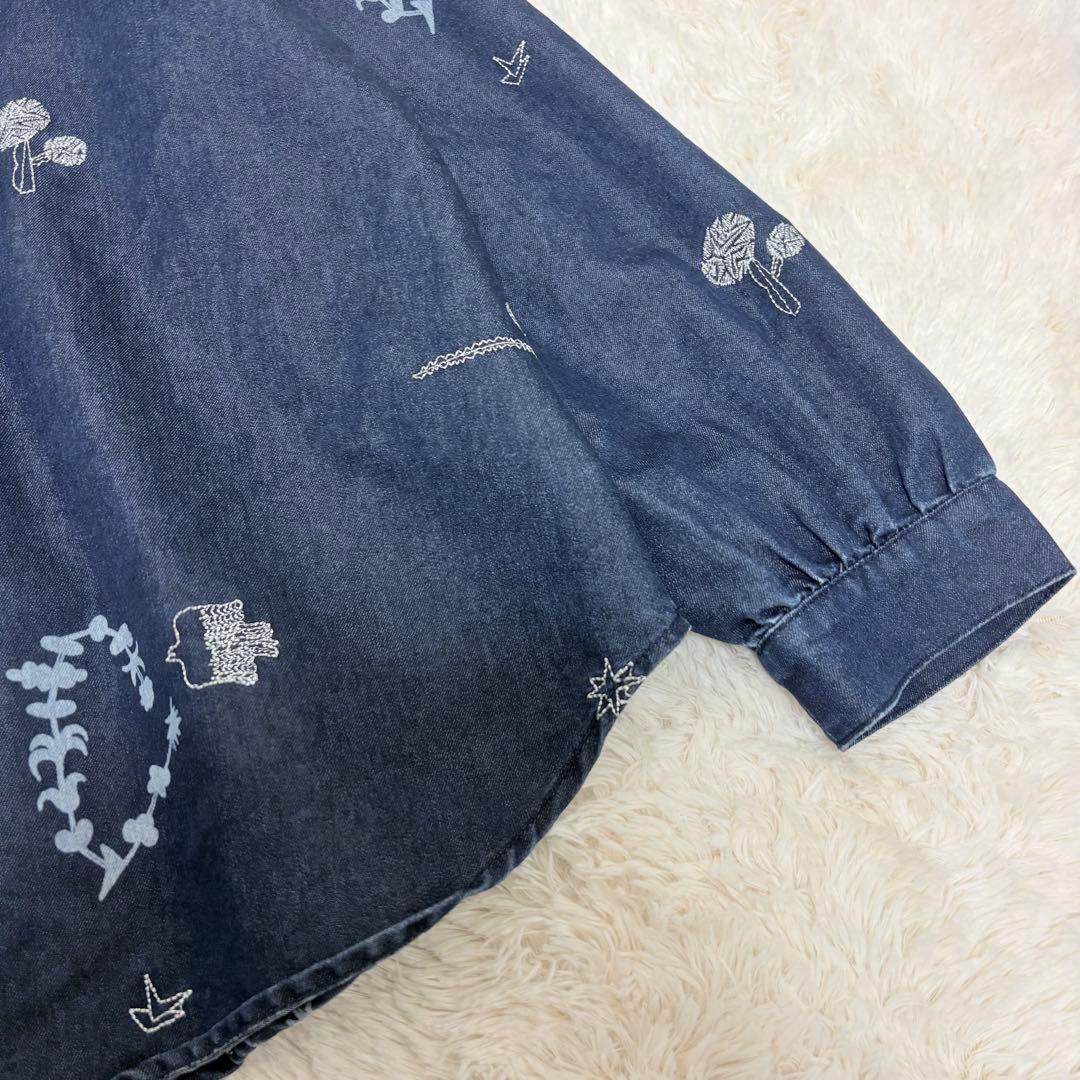美品✨スーパーハッカ　えんどうゆりこ「星なる実り」刺しゅうデニムブラウス