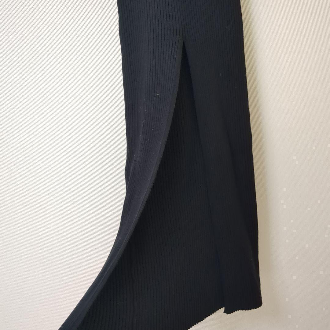 【極美品】ランディオフショルニットロングワンピース黒Fファースリーブきれいめ