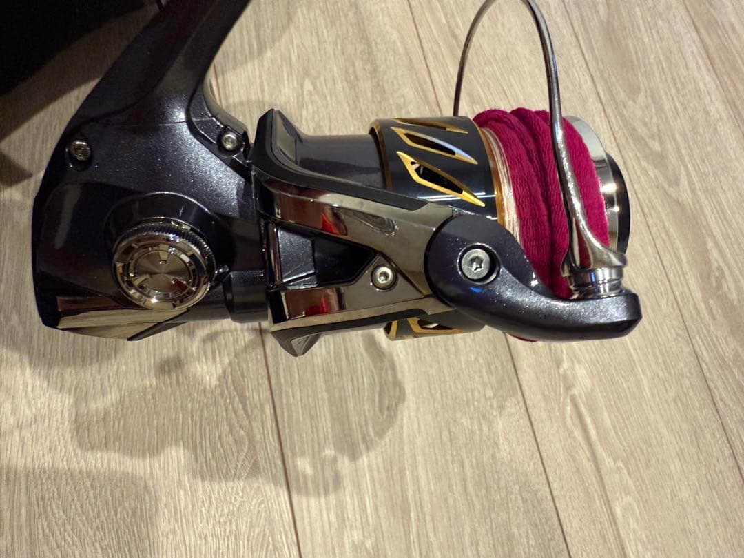 TWIN POWER SW8000HG スピニングリール