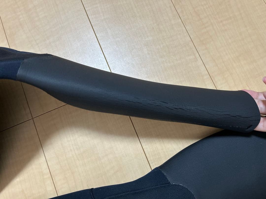 ZERO ウェットスーツ　セミドライ