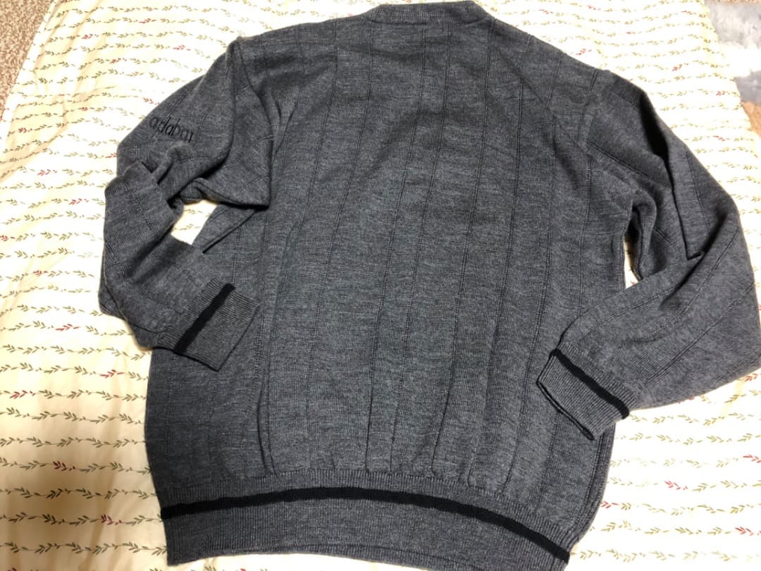 ゴルフにも アダバットセーター IV ダークグレー ベロア刺繍 Lサイズ未使用