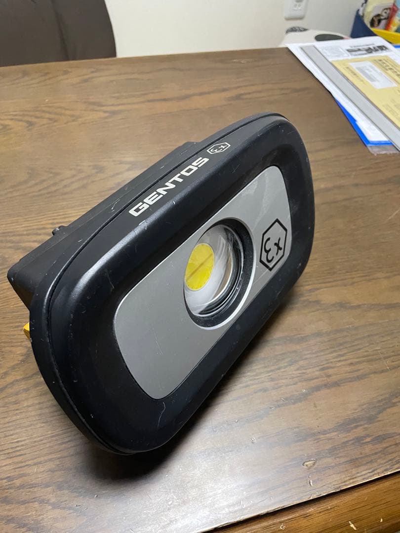 Gentos 防爆投光器