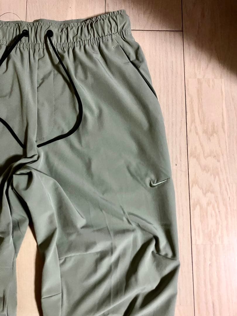 ナイキ メンズ Dri-FIT ストレートレッグ ヴァーサタイルパンツ M 新品