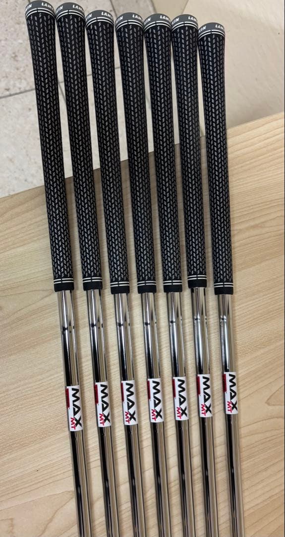 TaylorMade SIM2maxアイアンセット 7本セット　レフティ用