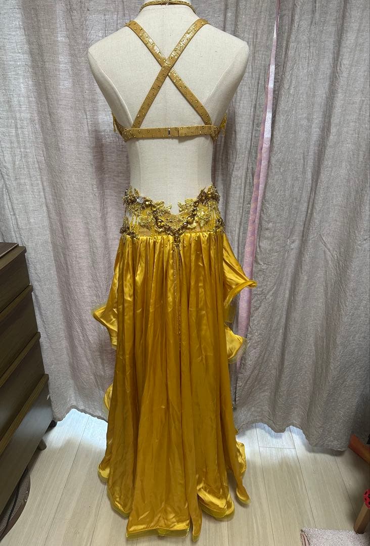 <春節祭>波　オーダー豪華衣装　新品　ベリーダンス　4点セット