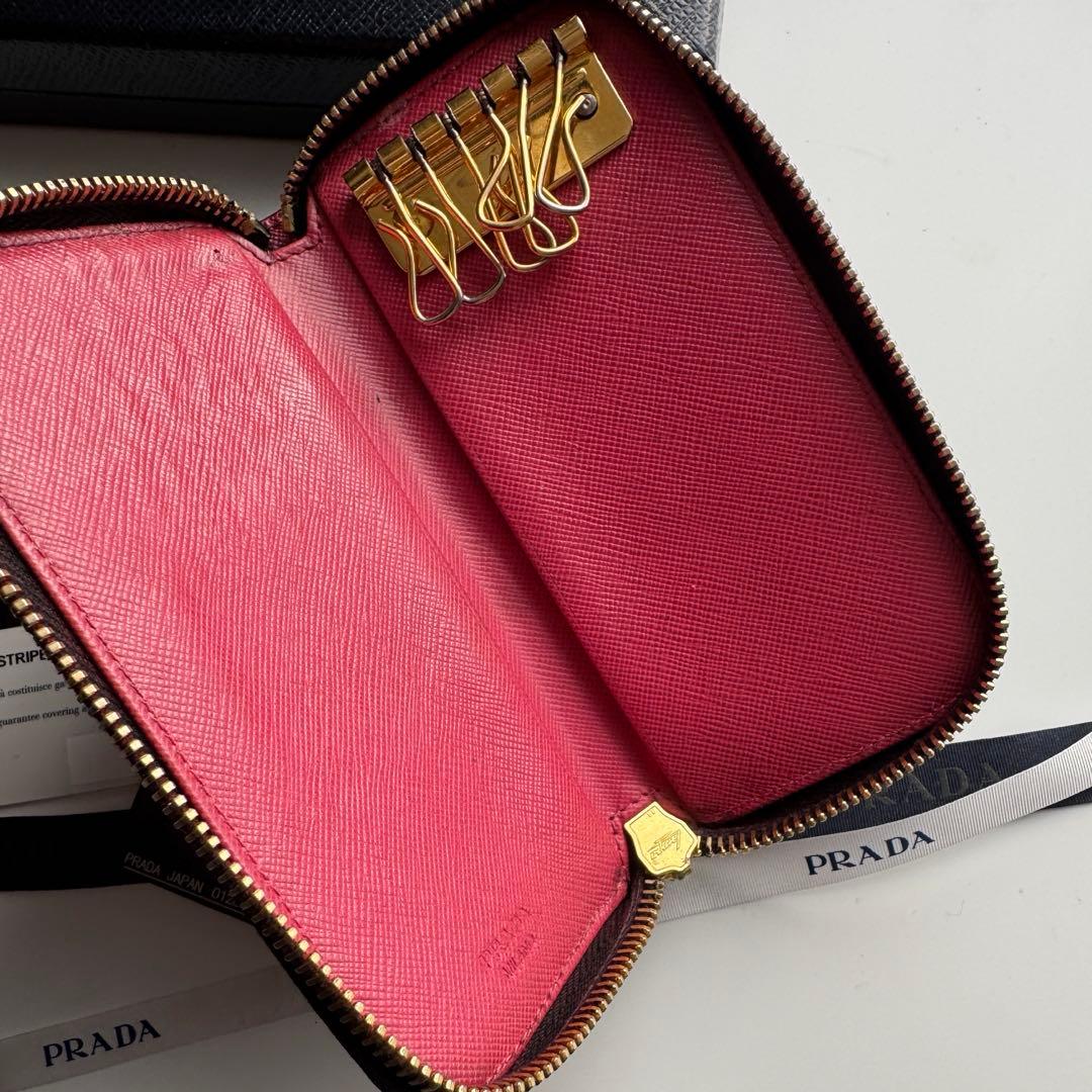 【美品】 222 PRADA プラダ サフィアーノラウンドファスナー キーケース