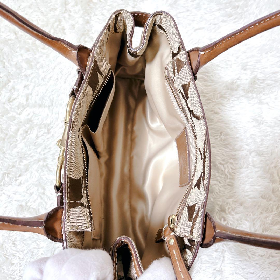 【美品】COACHコーチ　ハンプトンズストライプミディアムキャリーオール肩掛け