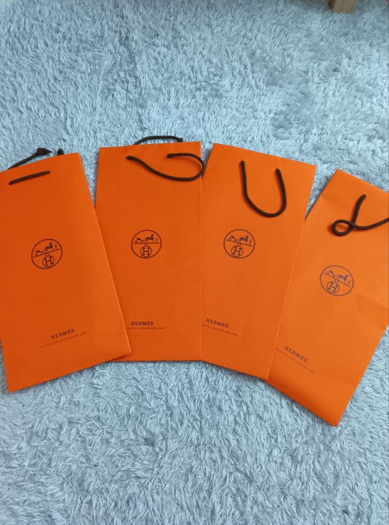 HERMES オレンジギフトバッグセット 8個 ショッパー4枚　ポストカード