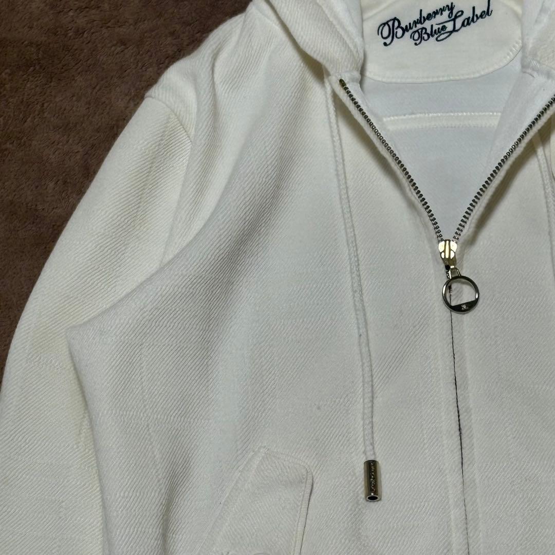 ⭐️BURBERRY LONDON⭐️BLUE LABELフルジップパーカー 白