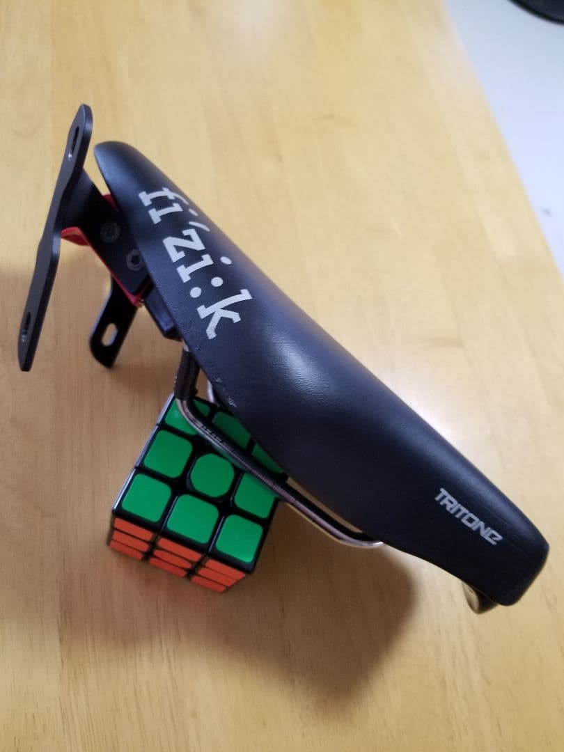 fizik フィジーク TTバイク トライアスロン サドル