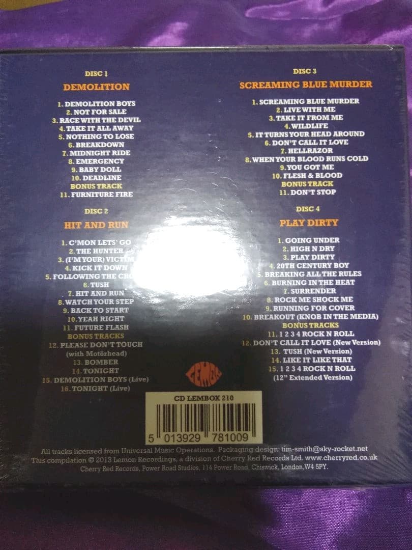 ガールスクール/ザ・ブロンズ・イヤーズ　4CD BOX SET　輸入盤　新品