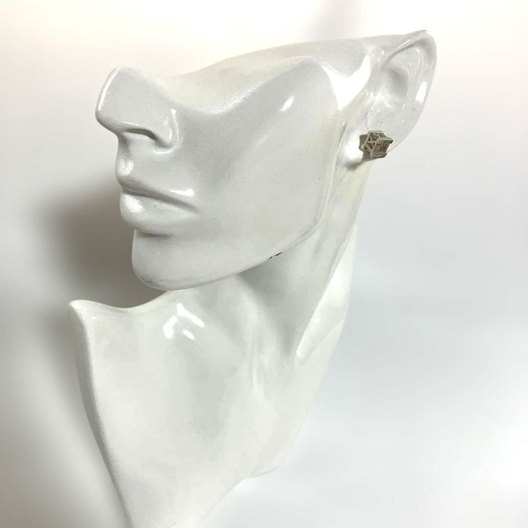 Tiffany ティファニー アトラス キューブ シルバー ピアス
