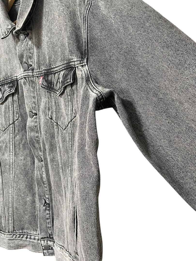 Levi's ブラックデニムジャケット XL ビックＥ　ビックサイズ
