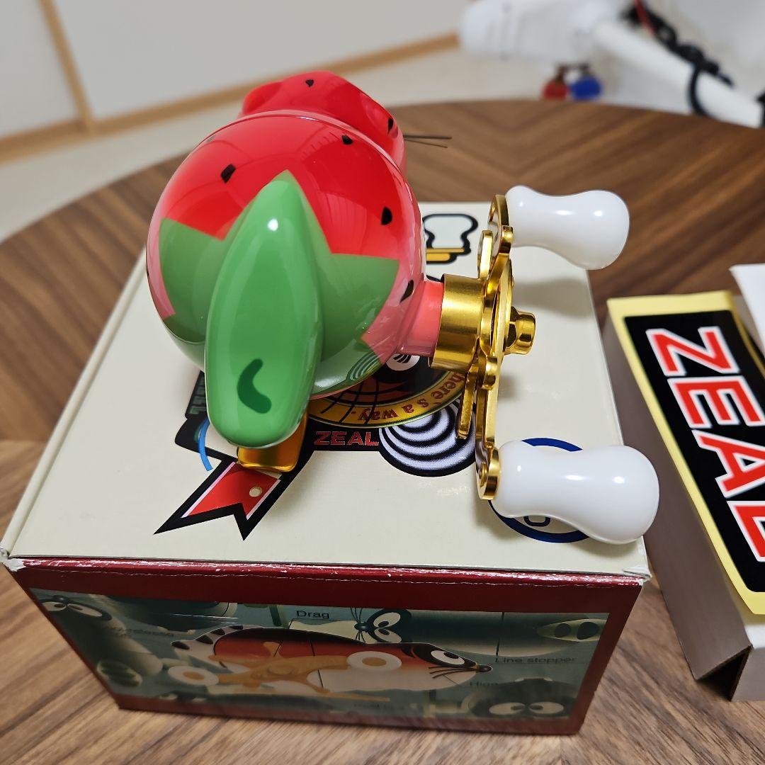 ZEAL スピンキャストリール イチゴ