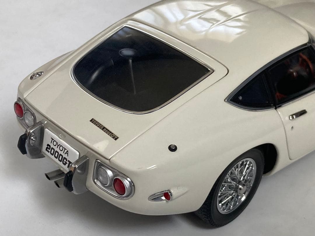 AUTOart 1/18 トヨタ 2000GT 「本日限りの決算価格！」