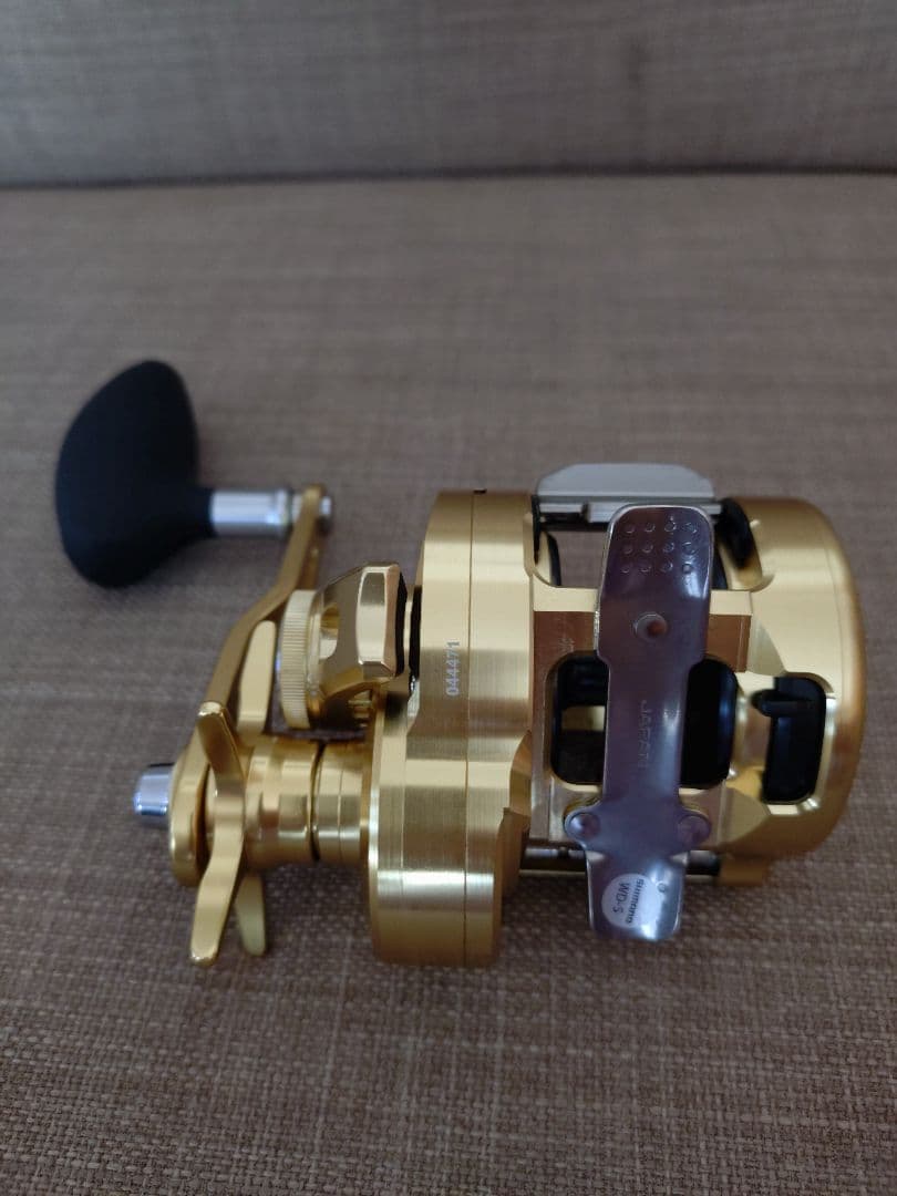 新品 シマノ SHIMANO 両軸リール オシアコンクエスト301XG