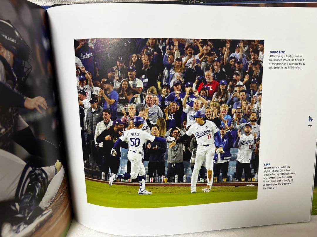 大谷翔平ドジャース2024シーズン総集編フルカラーオフィシャル写真集豪華版