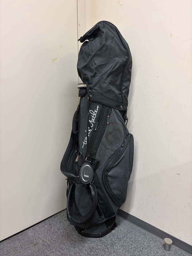 トラビスマシュー　Travis Mathew キャディーバック（スタンド）