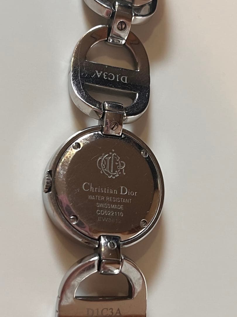 Christian Dior 金属ベルト 時計　黒盤　シルバー　腕時計