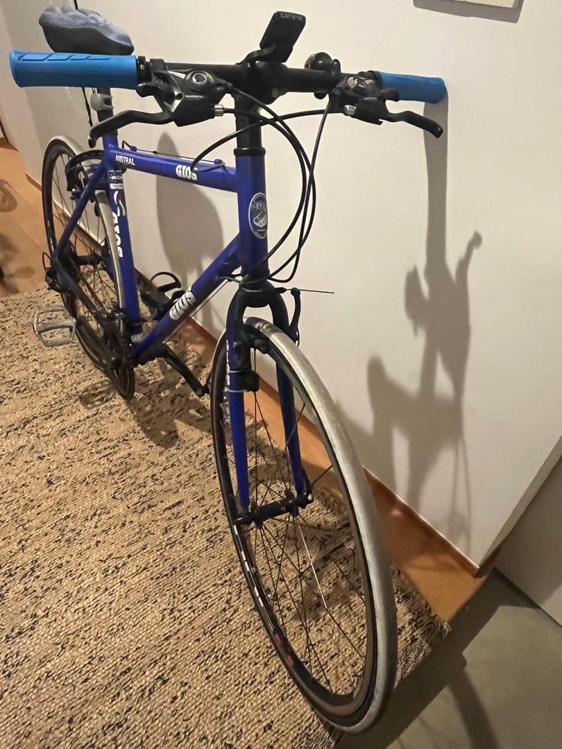8000円引　GIOS MISTRAL クロスバイク 青　手渡し希望