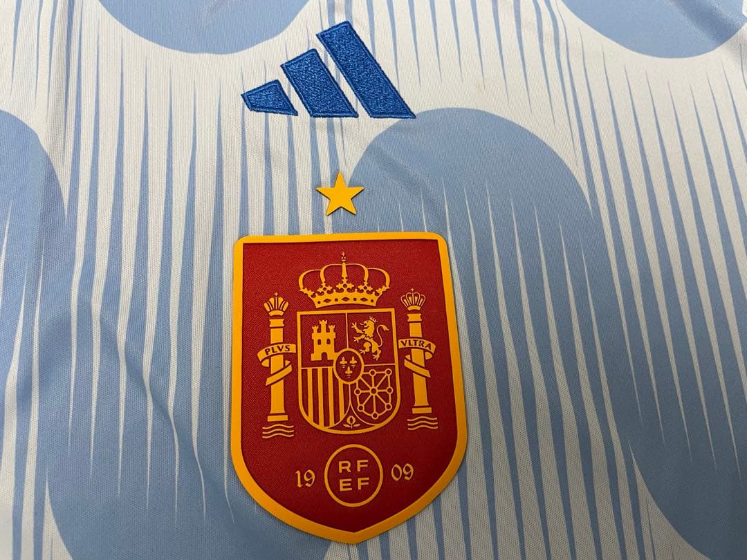 ⭐️新品未使用 adidas⭐️スペイン代表 ホーム 半袖ユニフォーム サイズM