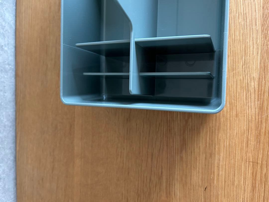 小物入れ vitra. Toolbox RE