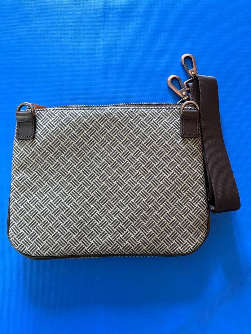 新品　ポールスチュアートゴルフ　コンパクトショルダーバッグ