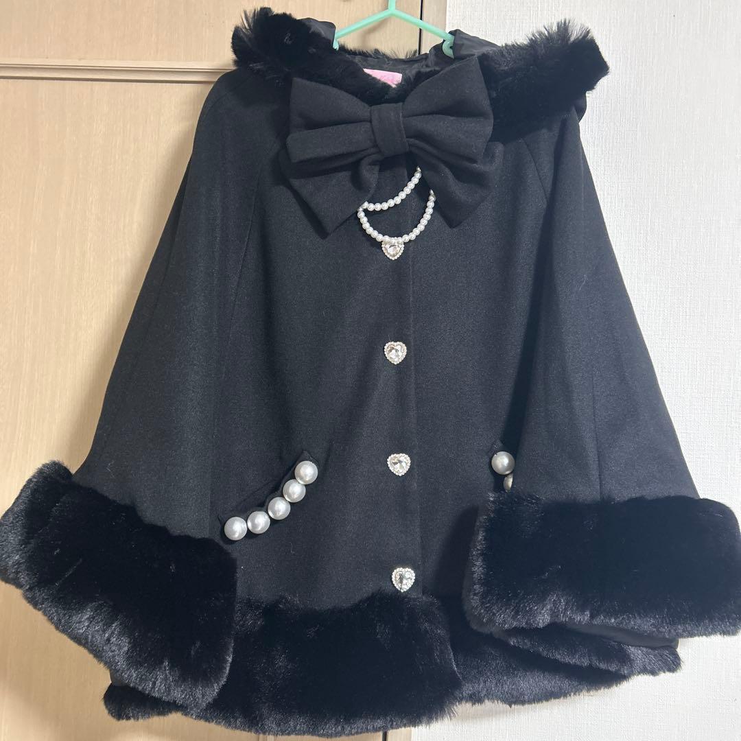 MA*RSリボン付きボリュームファーフードケープコート