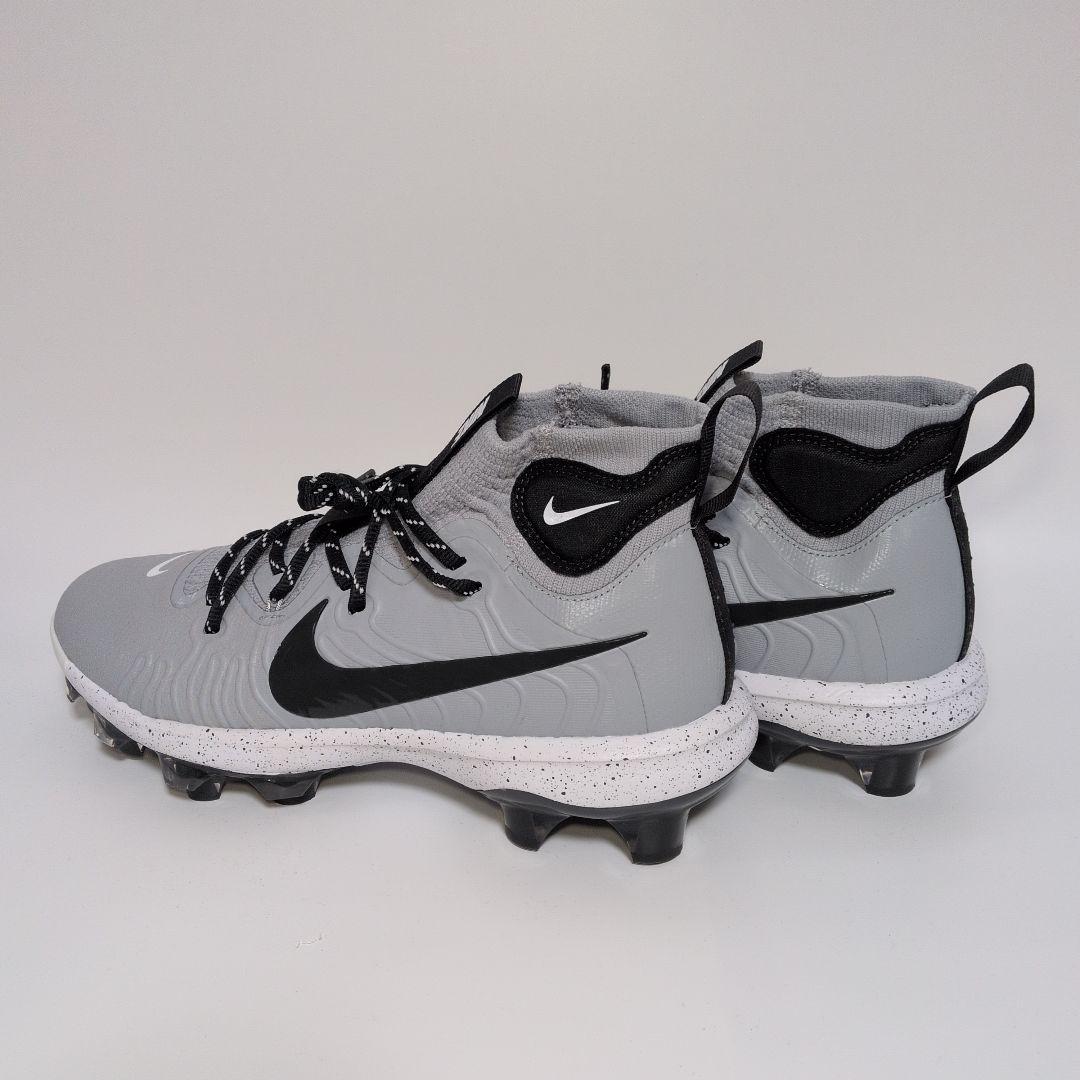 ナイキサッカースパイク　ハイカットスパイク　NIKE