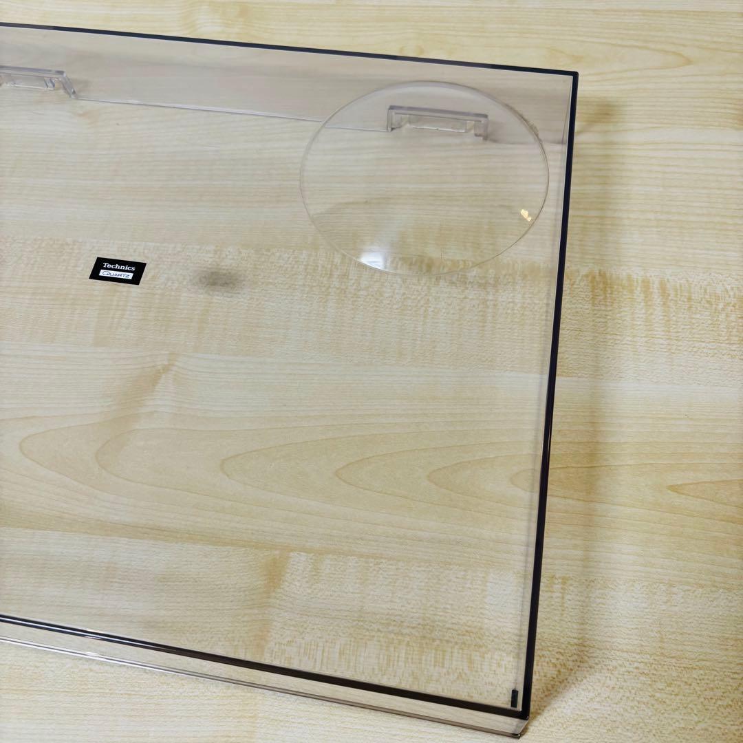 Technics のターンテーブル　SL-1200MK3のダストカバー